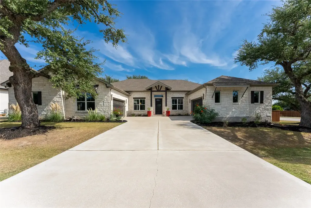 360 Premier Park Loop, Dripping Springs