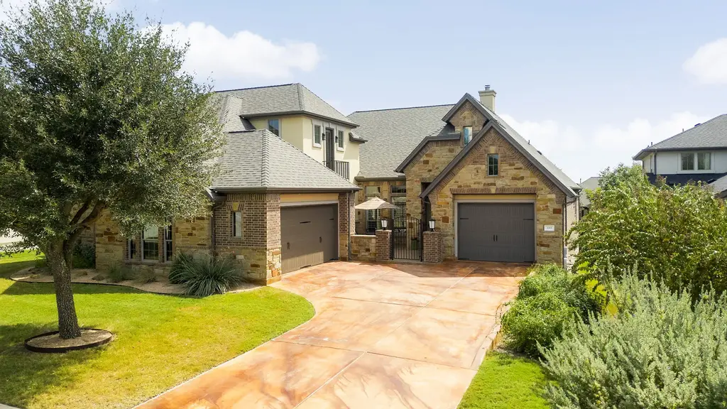685 Naples Ln, Austin