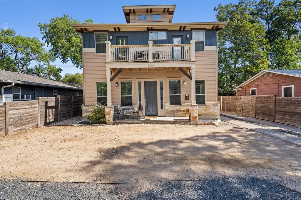 500 W 55th 1/2 St, Austin