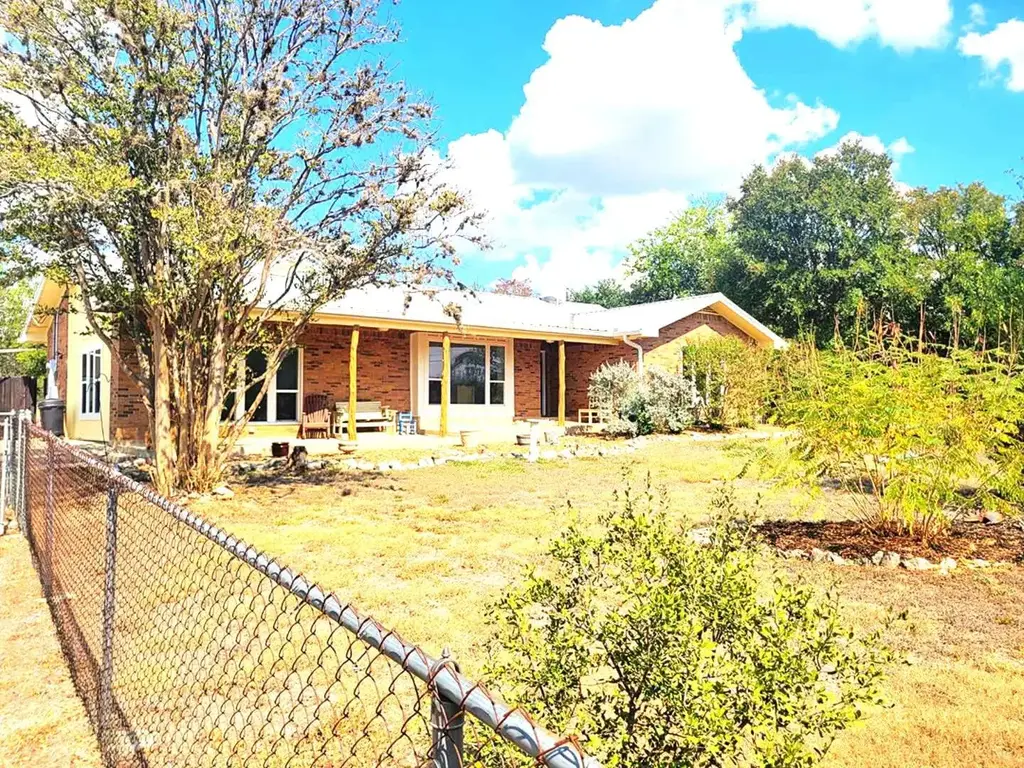 210 Merrywood Ln, San Marcos
