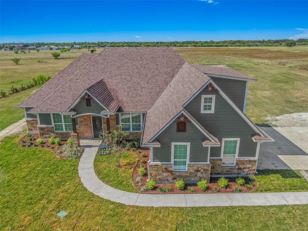 1973 N Fm 2038, Bryan