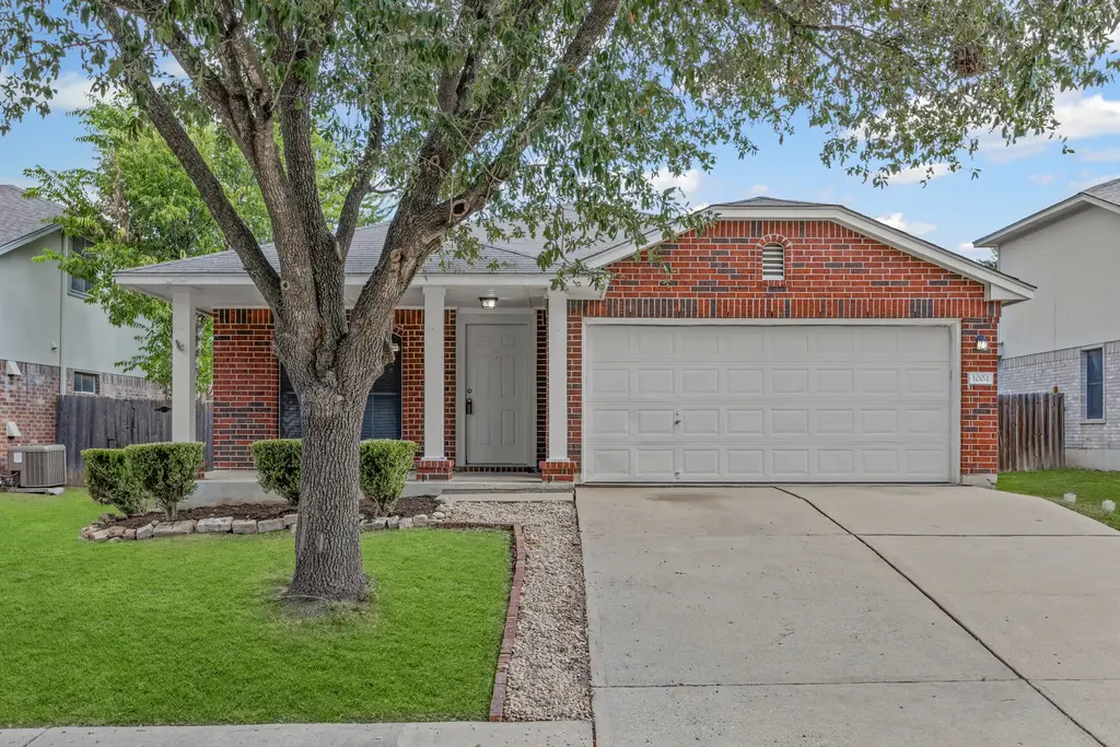1004 Stacias Way, Pflugerville