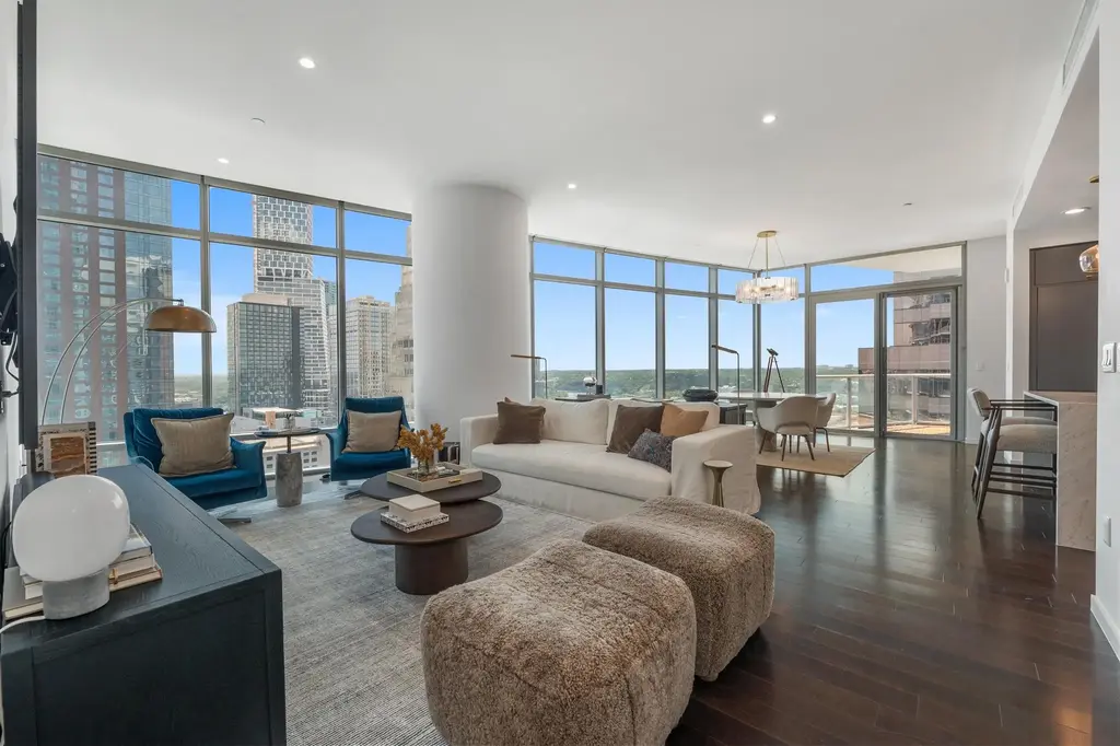 200 Congress Ave 19f, Austin
