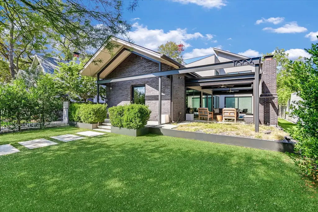 1006 Elm St, Austin