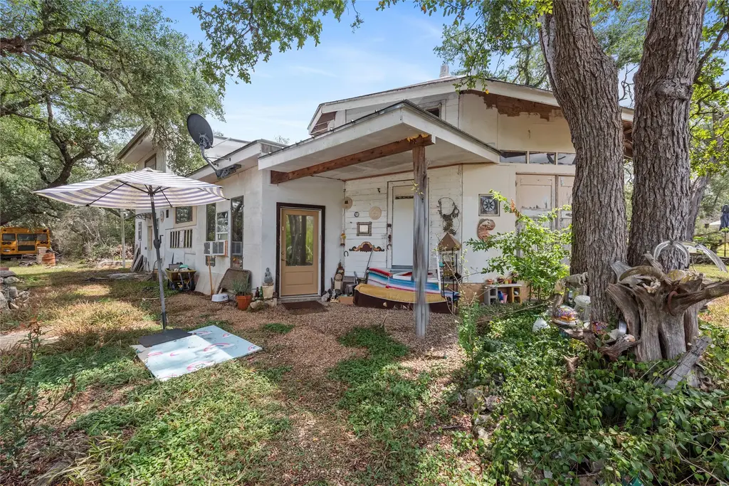 501 Limestone Ln, Driftwood