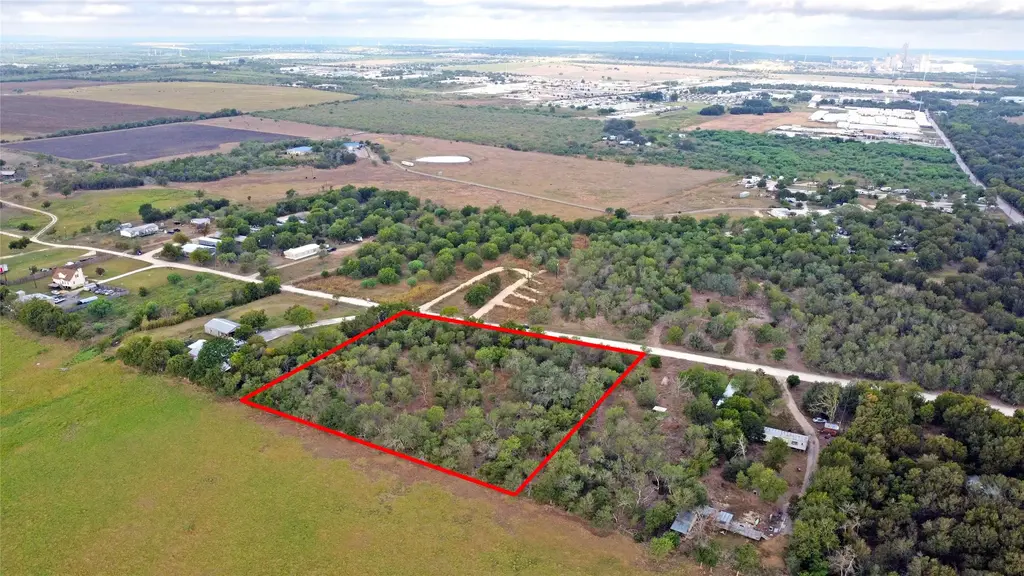301 Caney Creek Rd, New Braunfels