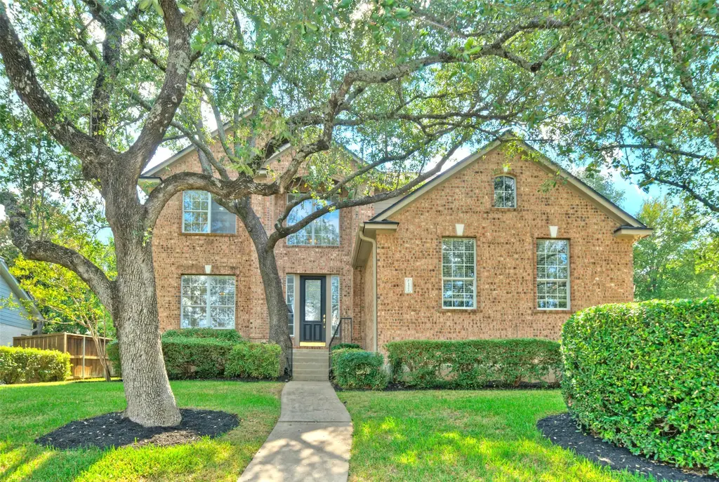 2900 Etna Dr, Austin