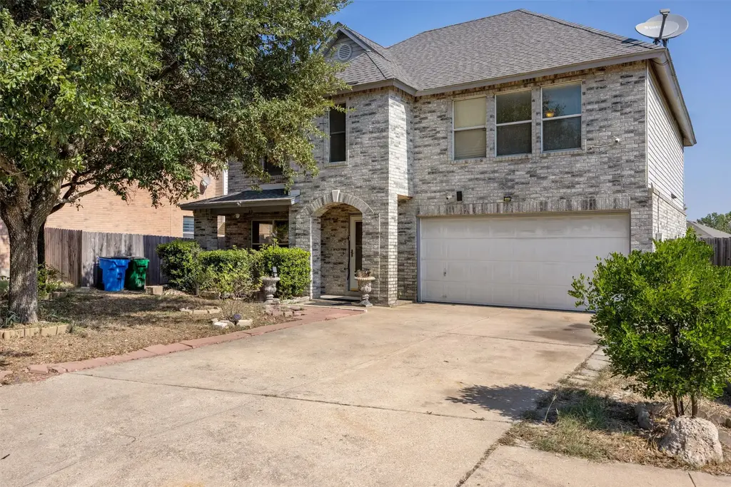 932 Springbrook Rd, Pflugerville
