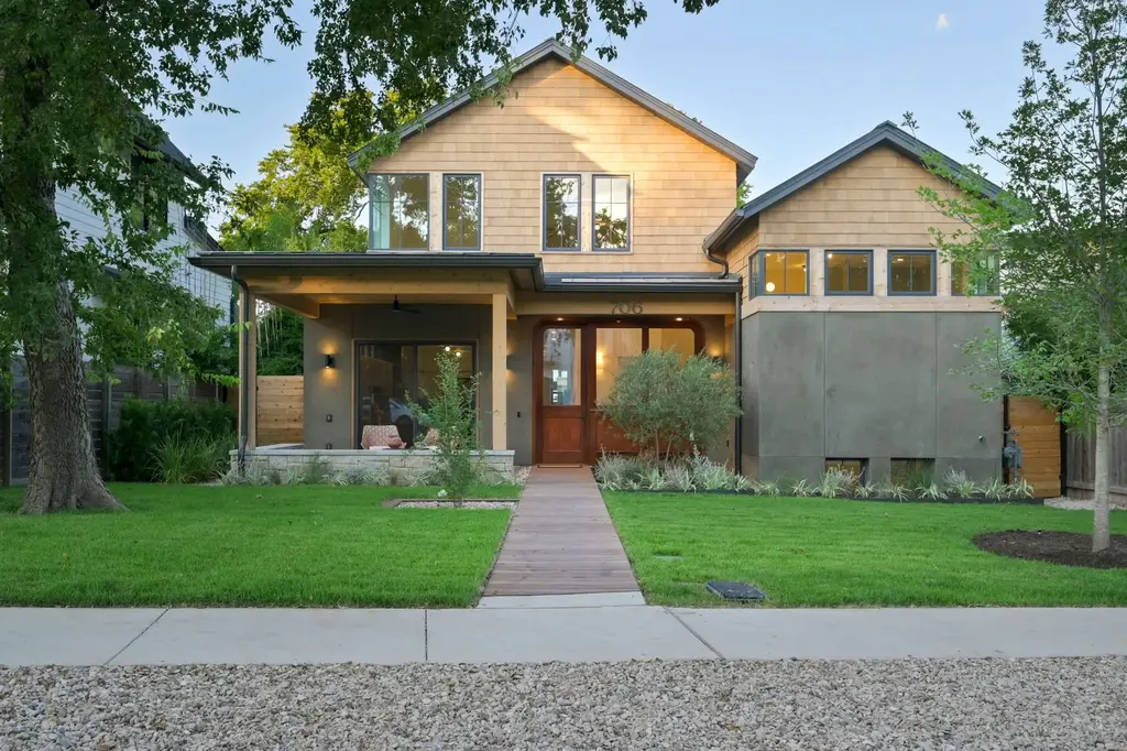 706 W Johanna St, Austin