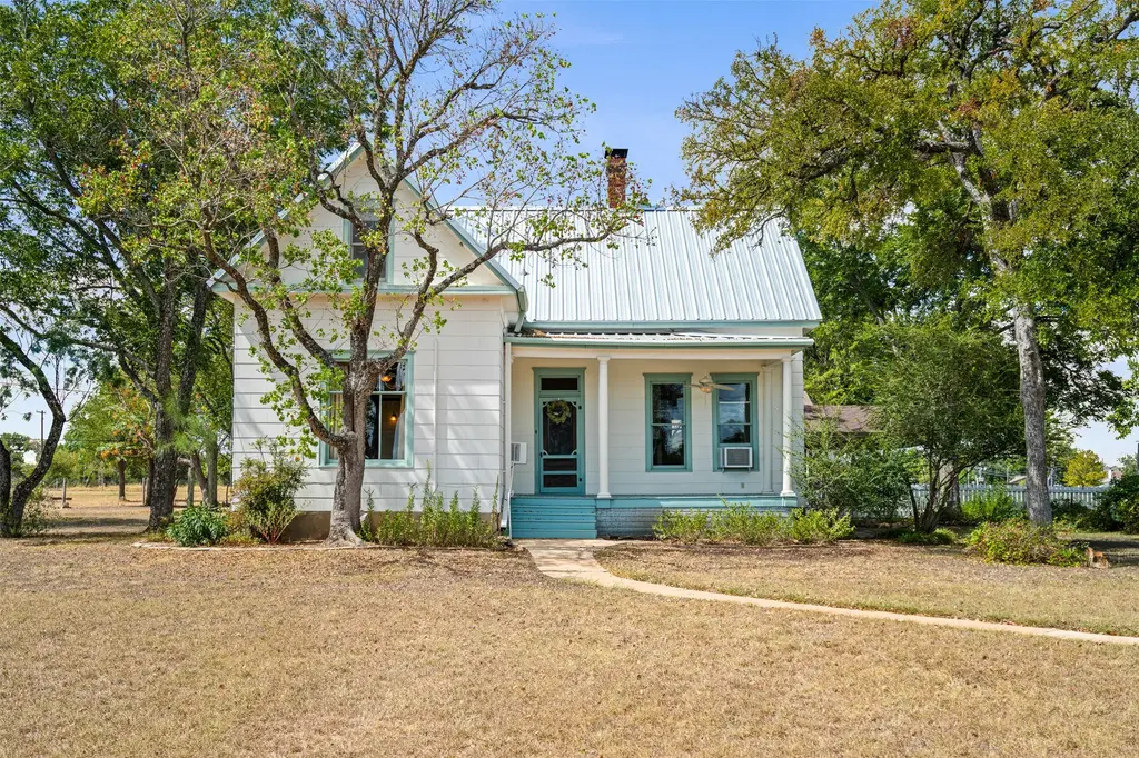 105 Davis Dr, Thorndale