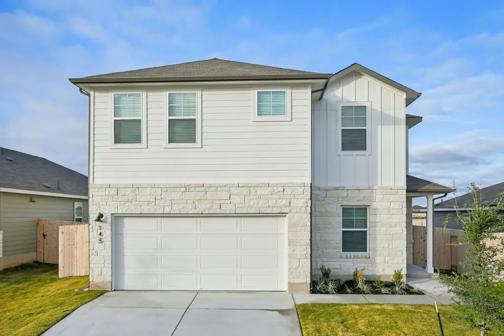 145 Honey Bee Rd, Jarrell