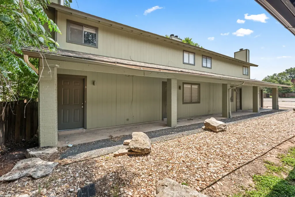 1320 Southport Dr, Austin