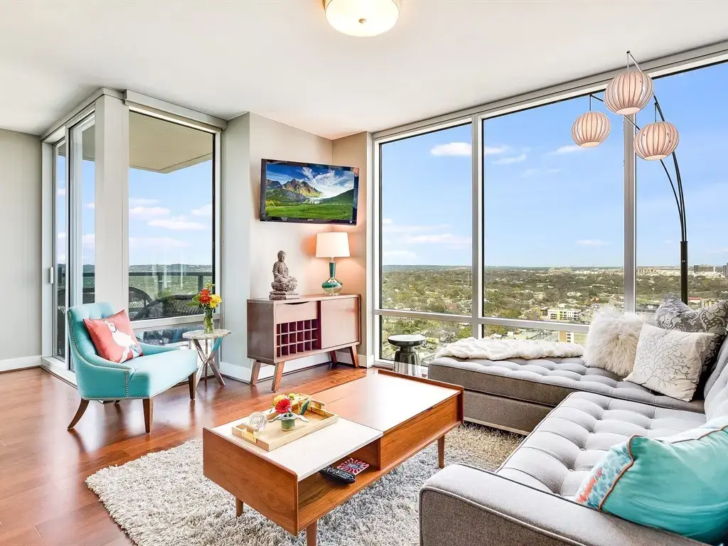 300 Bowie St 2905, Austin