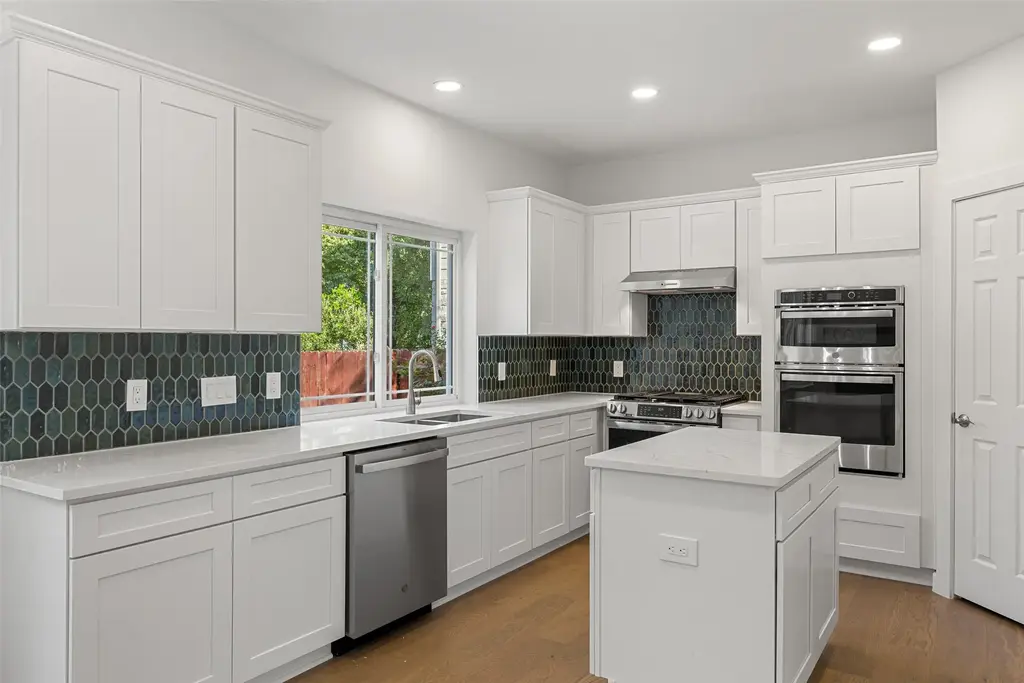 1406 Pagedale Dr, Cedar Park