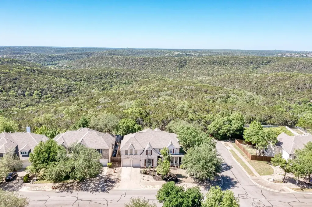 8236 Phantom Canyon Dr, Austin