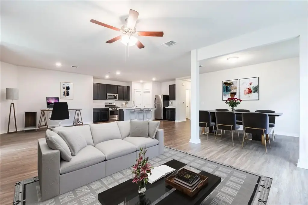 7709 Ivy Trellis Trl, Del Valle