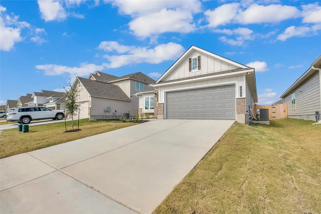151 Timbo Dr, Jarrell
