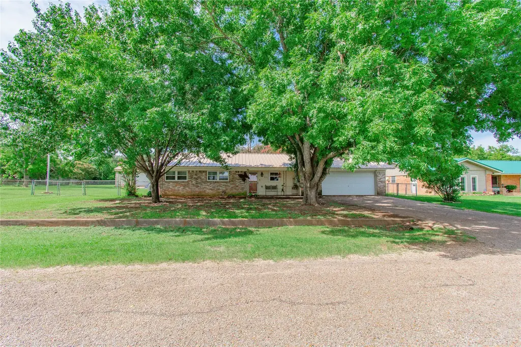 531 Santa Rosa Rd, Salado
