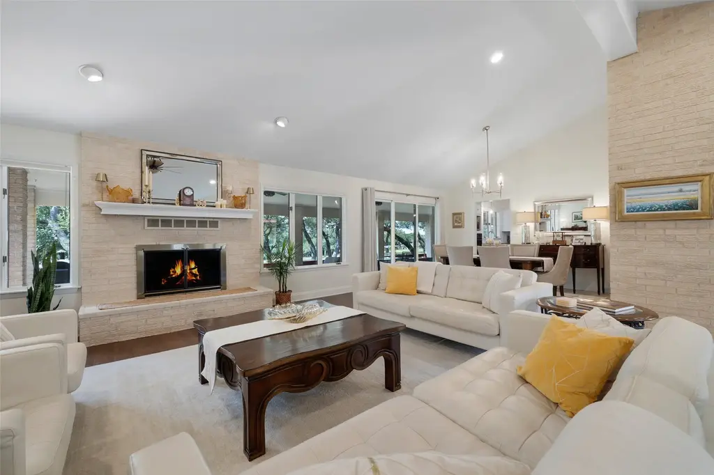 128 Crest View Dr, Lakeway