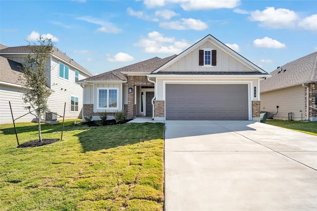 250 Boatright Blvd, Jarrell