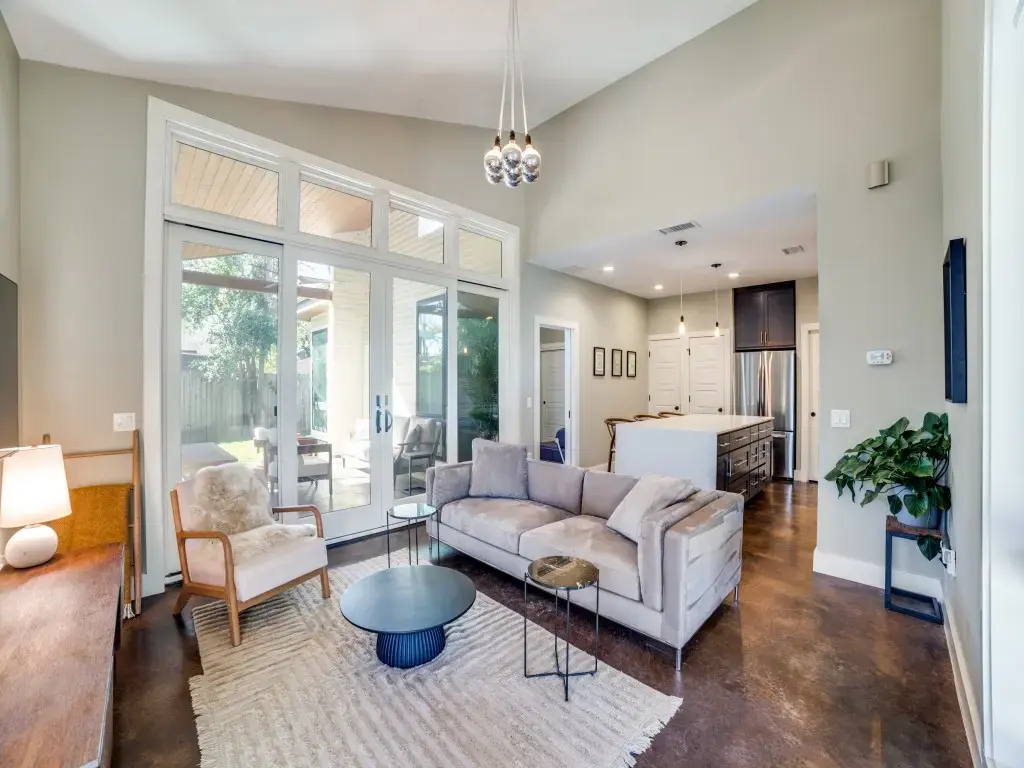 2207 S 3rd St B, Austin
