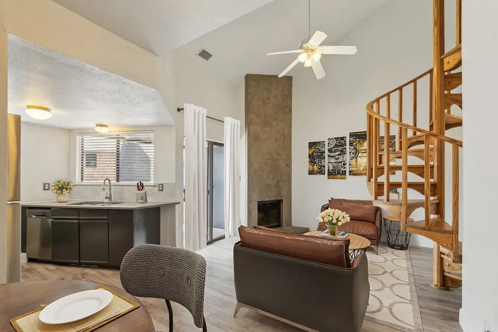 2500 Burleson Rd 321, Austin