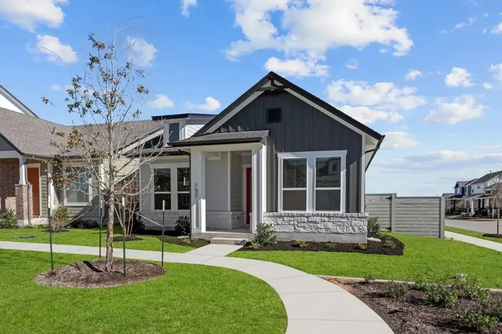 152 Weaver Ln, Bastrop