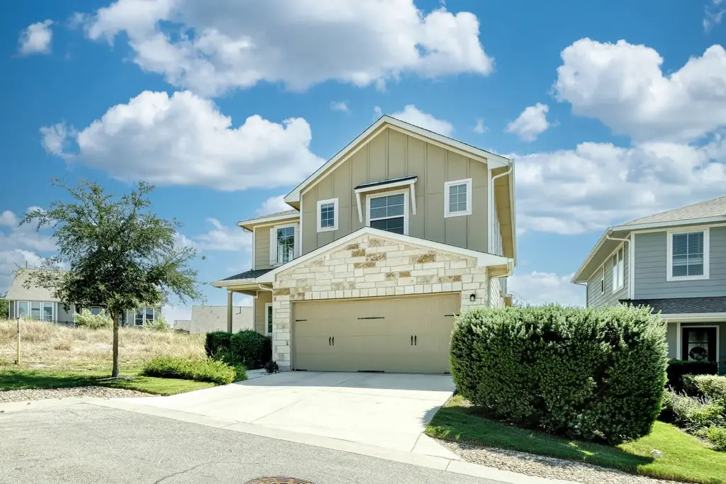 708 Affazia Ln C, Georgetown