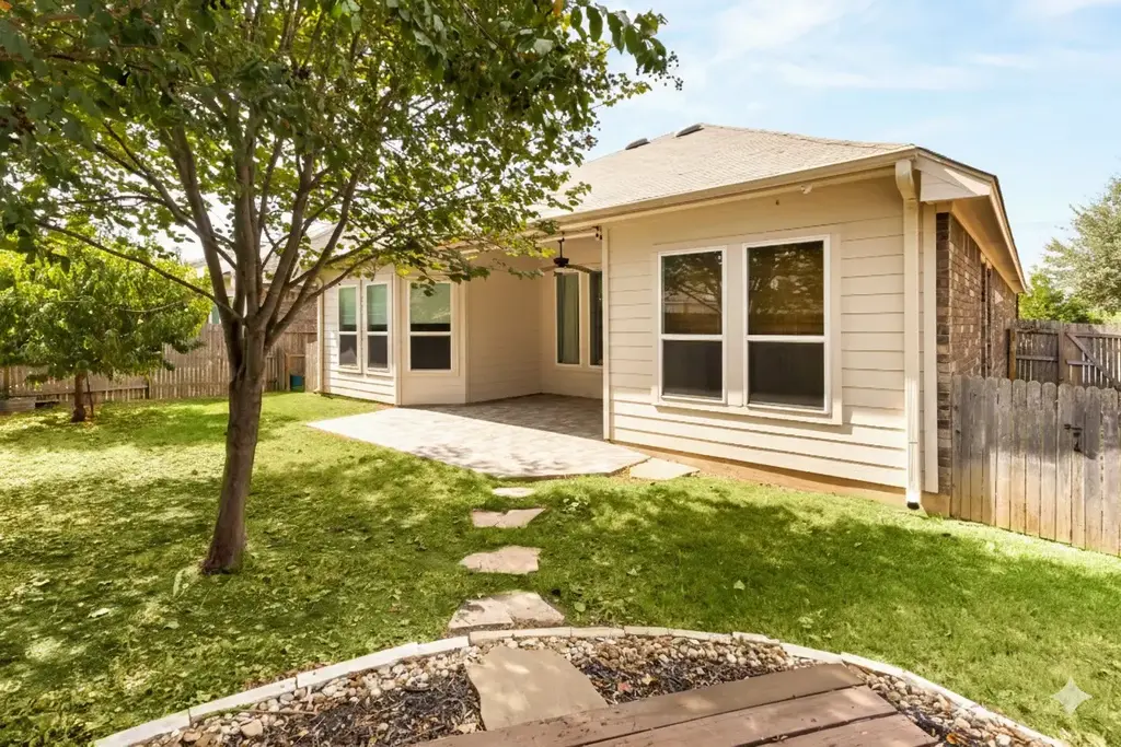 661 Bison Ln, Cibolo