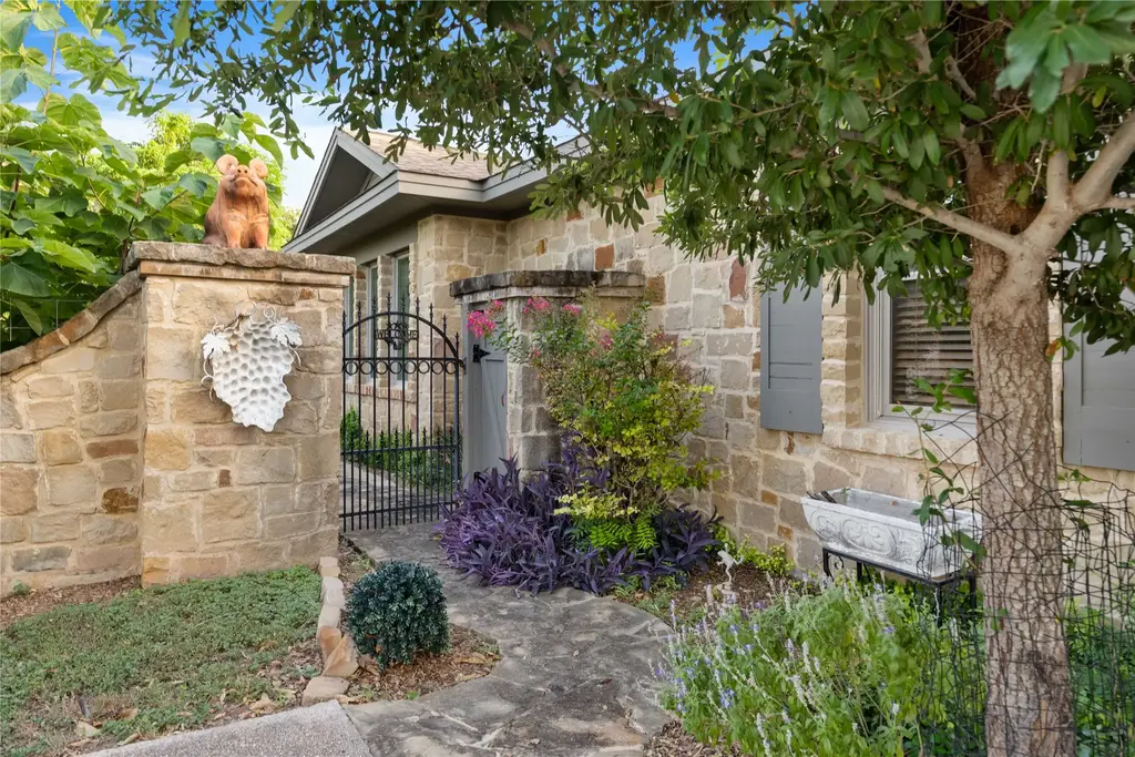 20000 Columbus Ln, Lago Vista