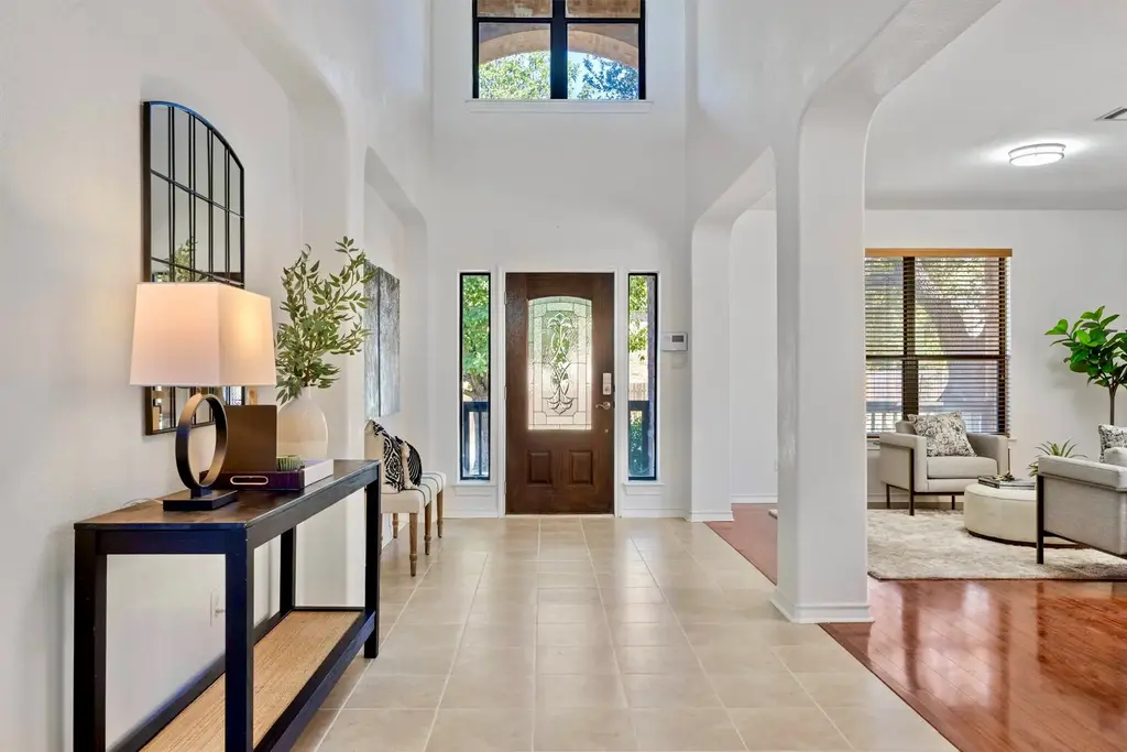 605 Whistlers Walk Trl, Cedar Park