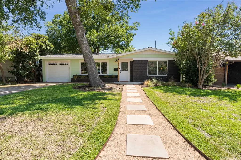 7703 Lazy Ln, Austin