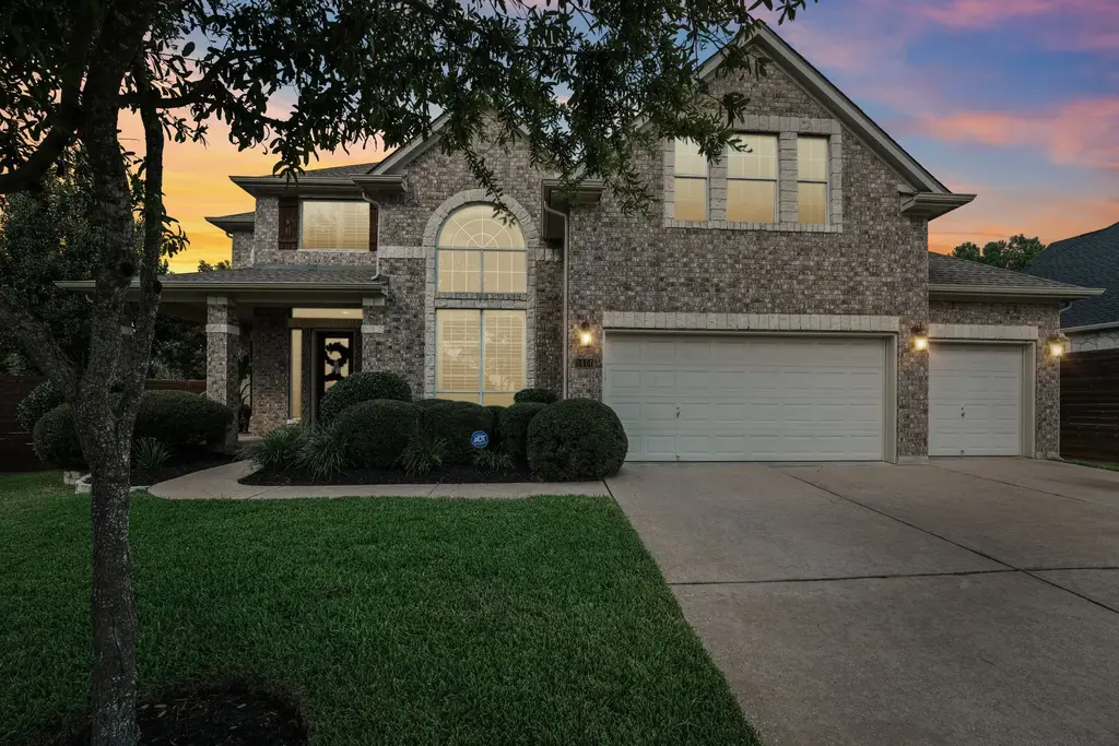 1400 Grand Falls Dr, Cedar Park