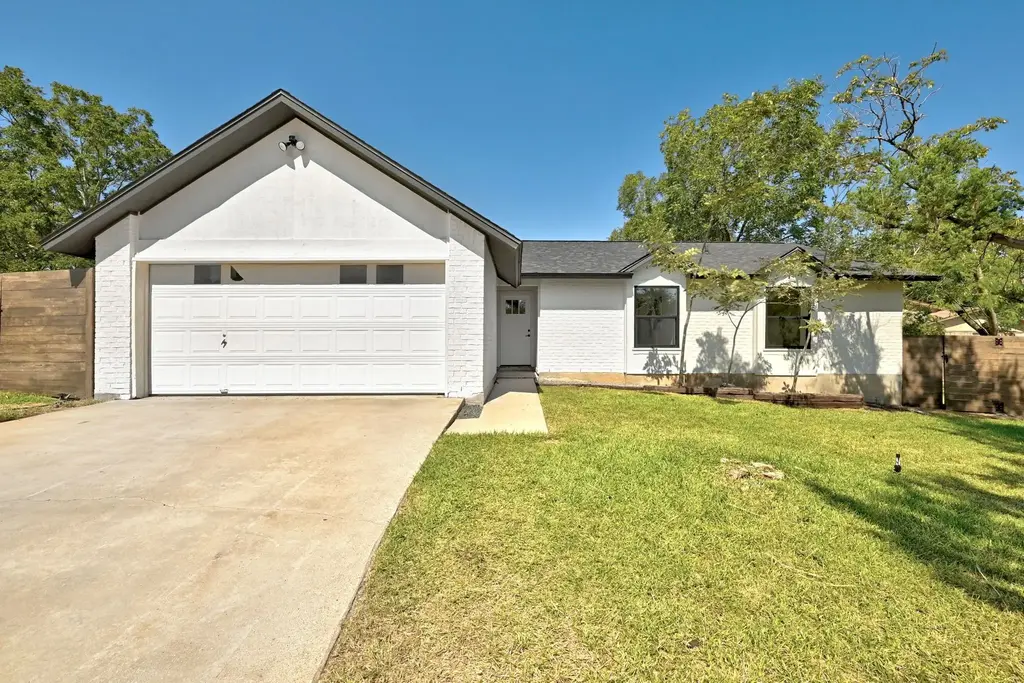 12411 Sparkling Creek Cir, Austin