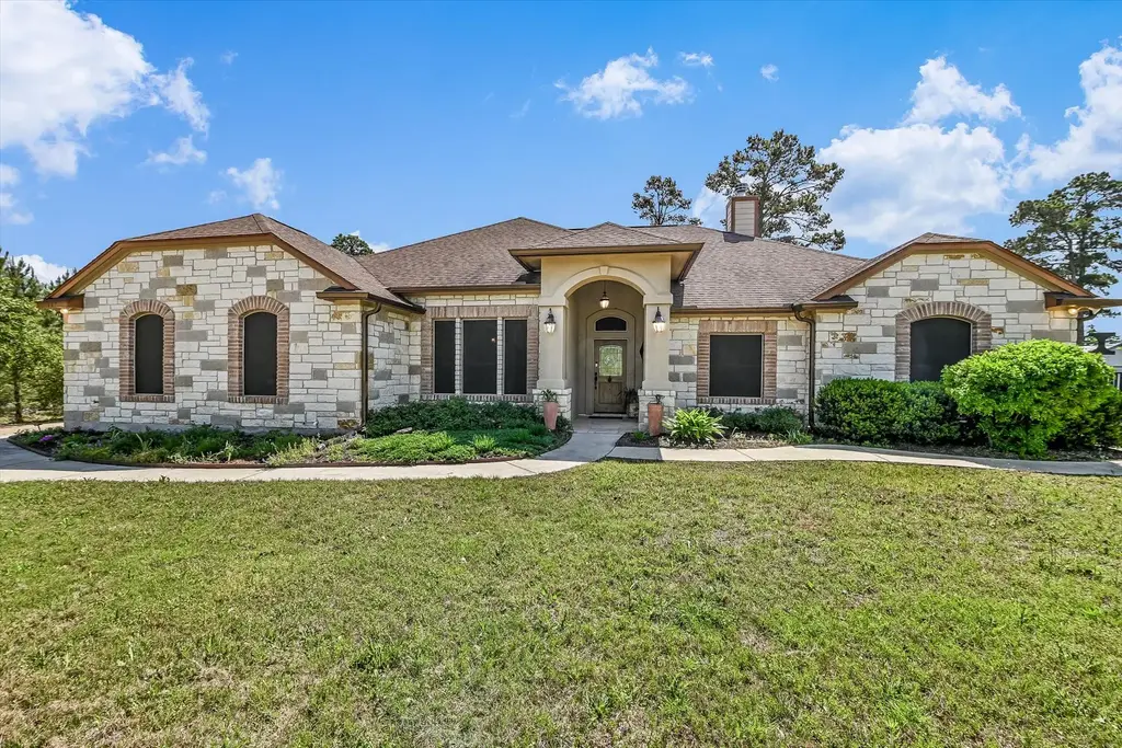 117 E Tanglebriar Ct 11, Bastrop