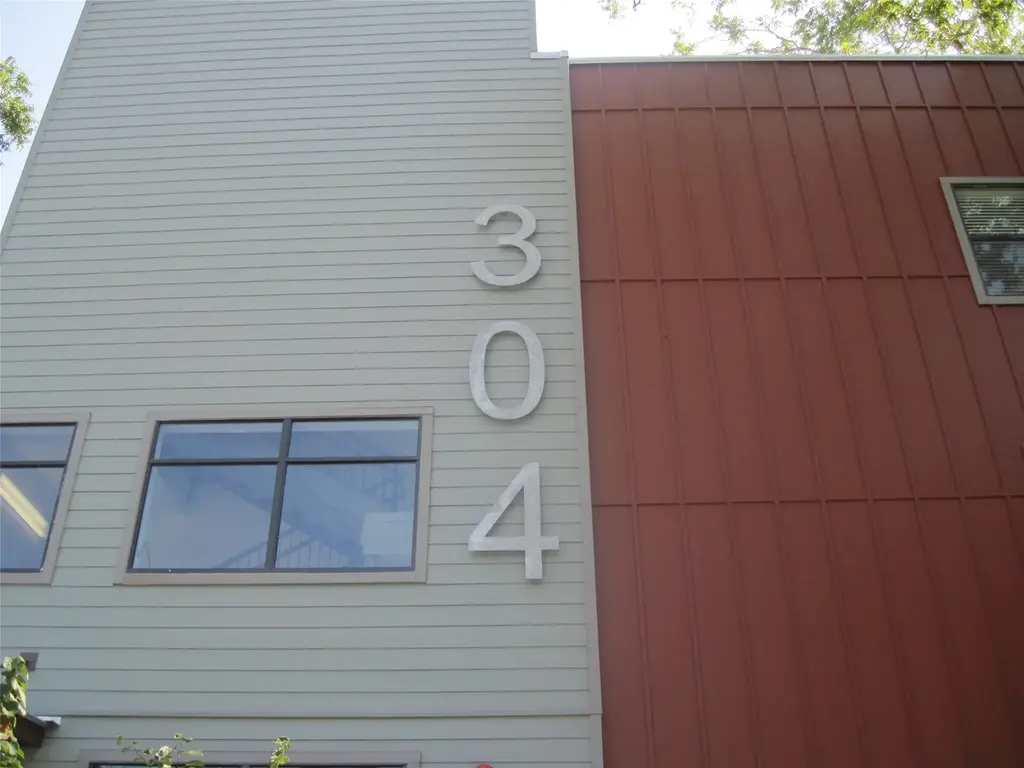 304 E 30th St 5, Austin