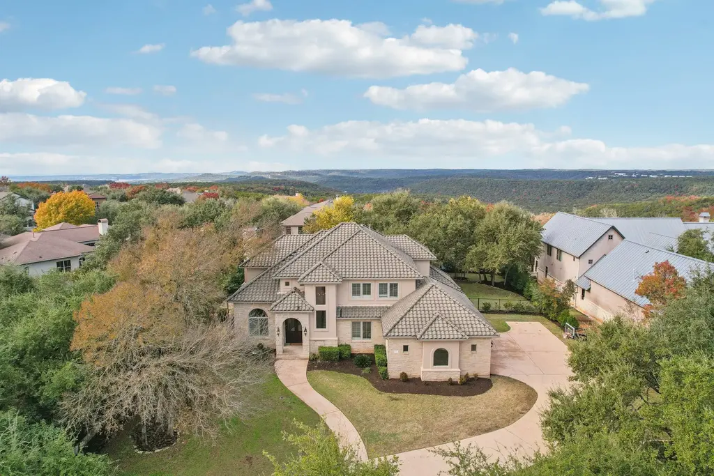 8220 Denali Pkwy, Austin
