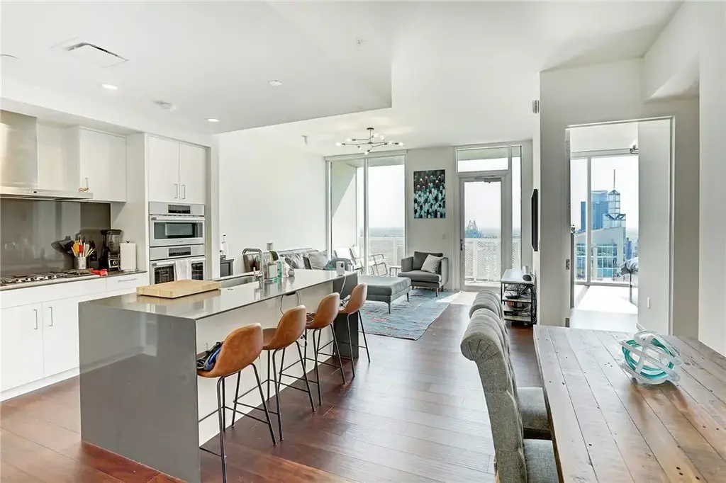 301 West Ave 4604, Austin