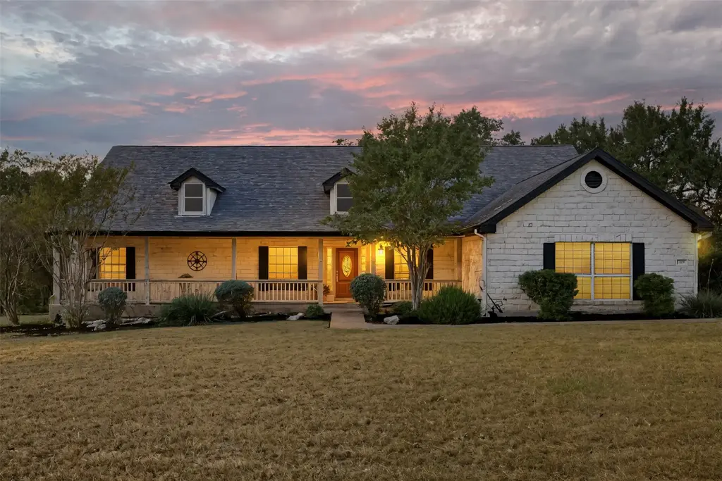 405 Allen Cir, Georgetown