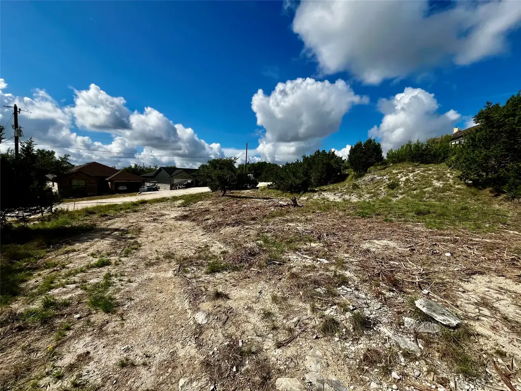 10806 Glen View Cir, Dripping Springs