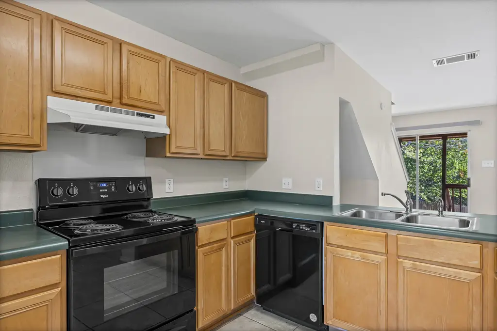10617 Garbacz, Austin