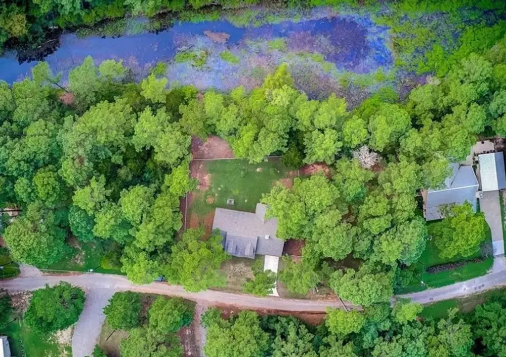 124 Pony Grass Ln, Bastrop