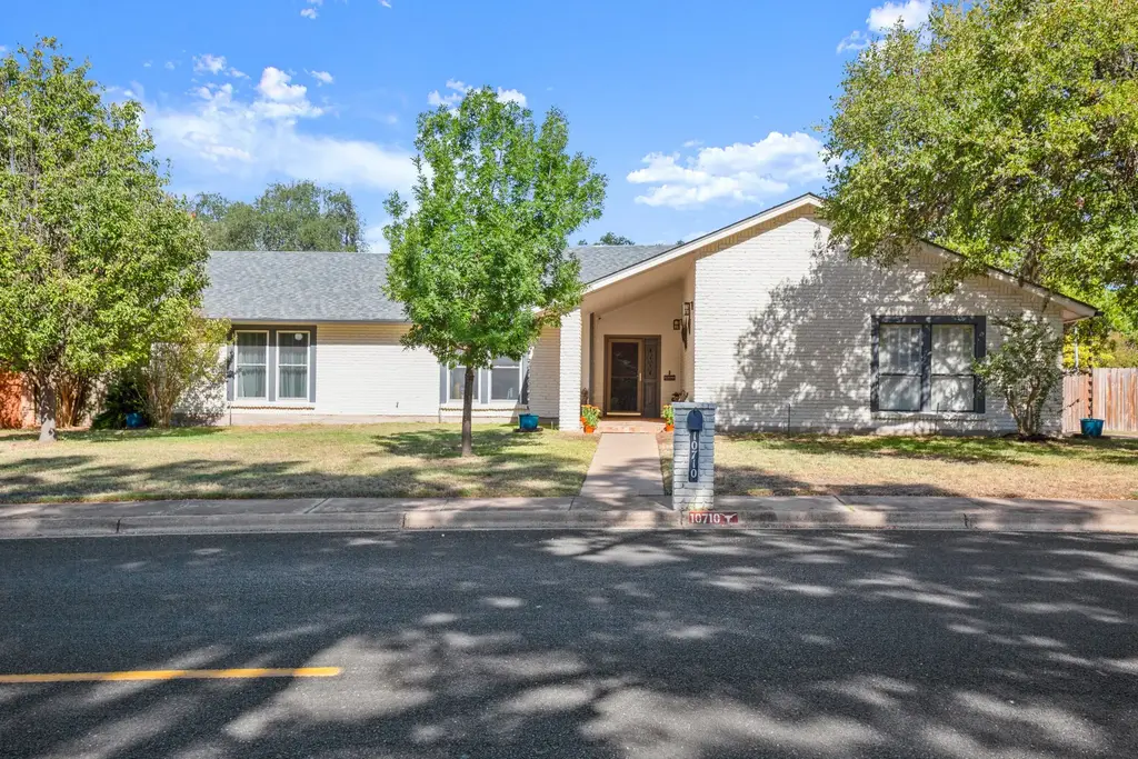 10710 Pinehurst Dr, Austin
