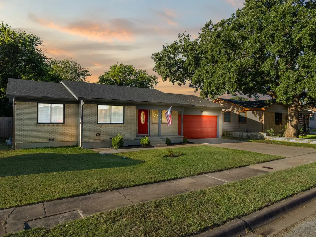2806 Live Oak Dr, Copperas Cove