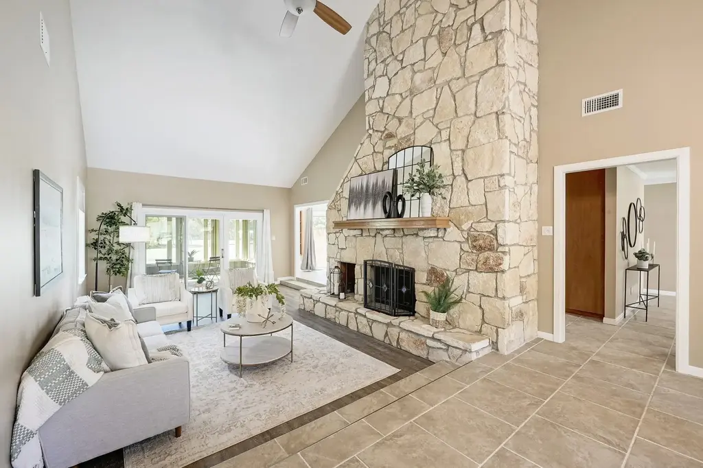 2721 Chisholm Trl, Salado