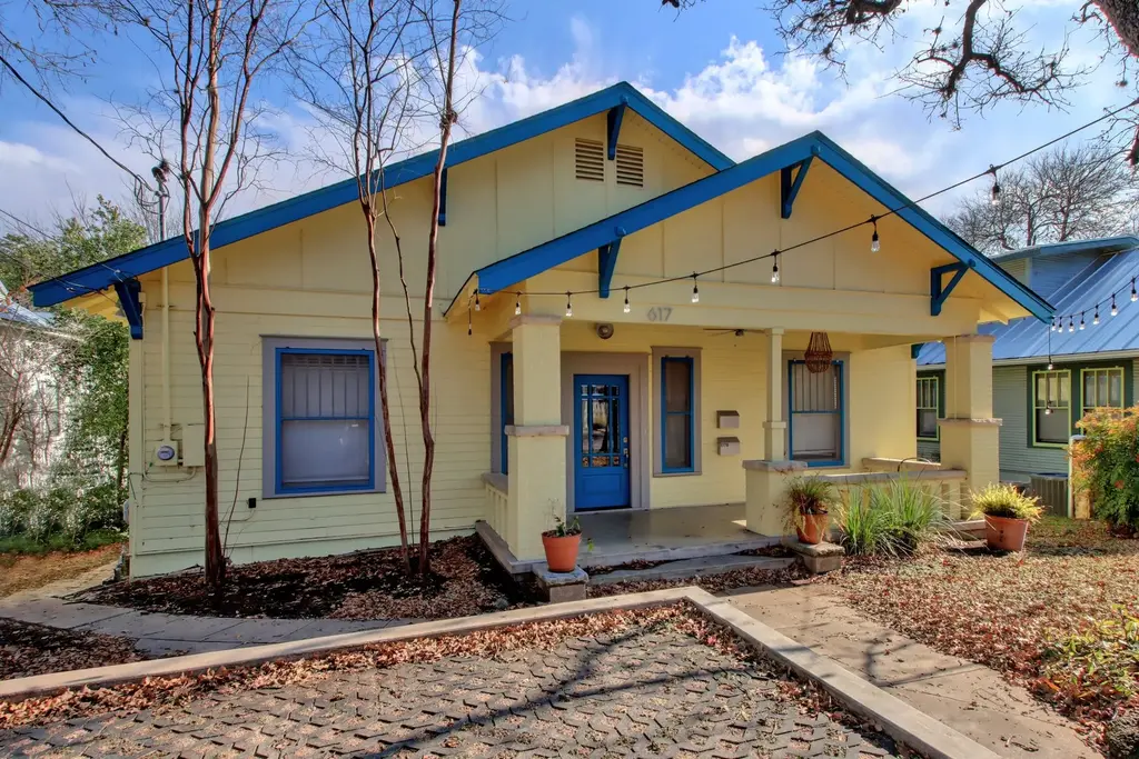 617 Lynn St, Austin