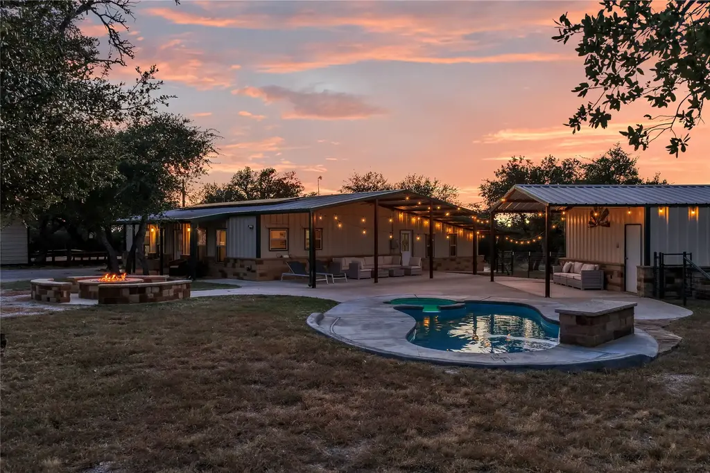 310 Thomas Ridge Rd, Burnet