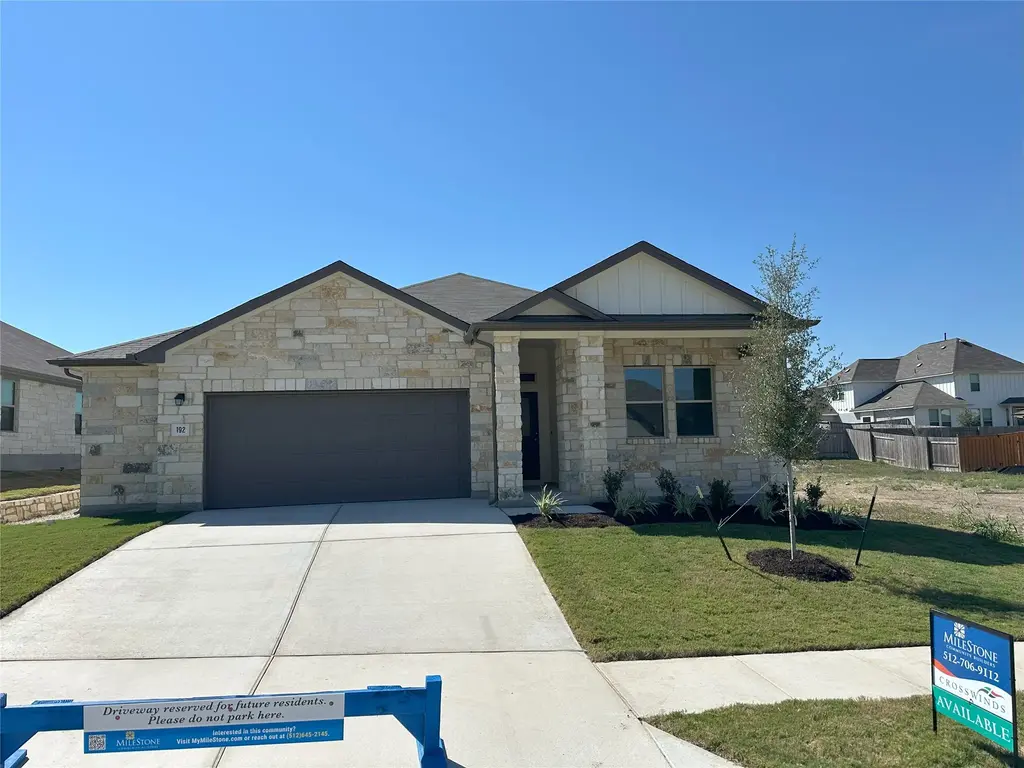 192 Dogvane Cir, Kyle