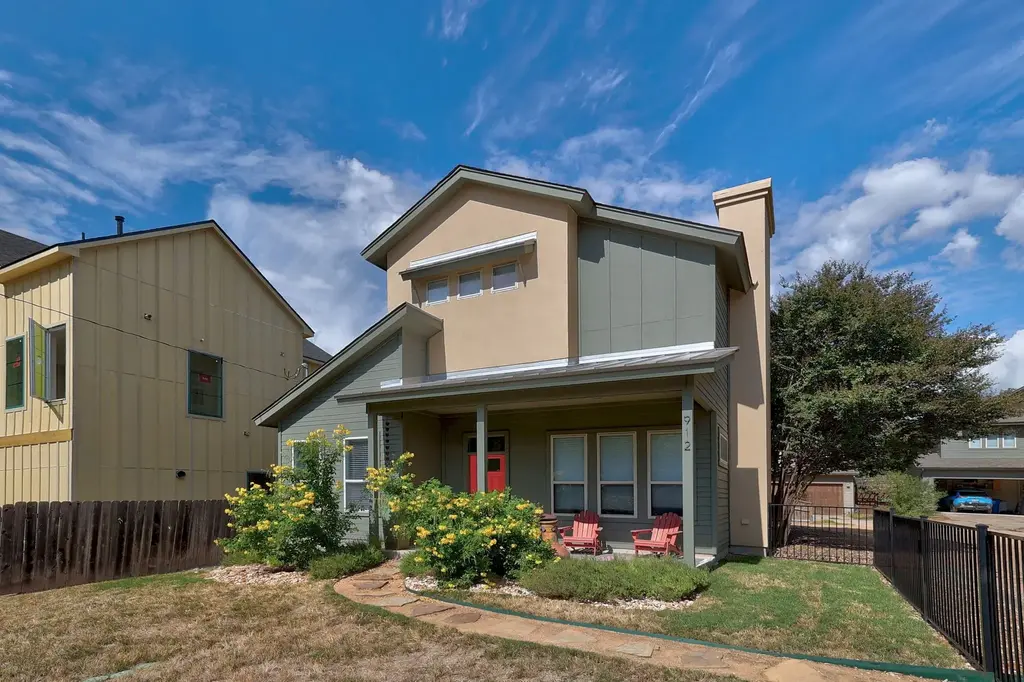 912 Romeria Dr A, Austin