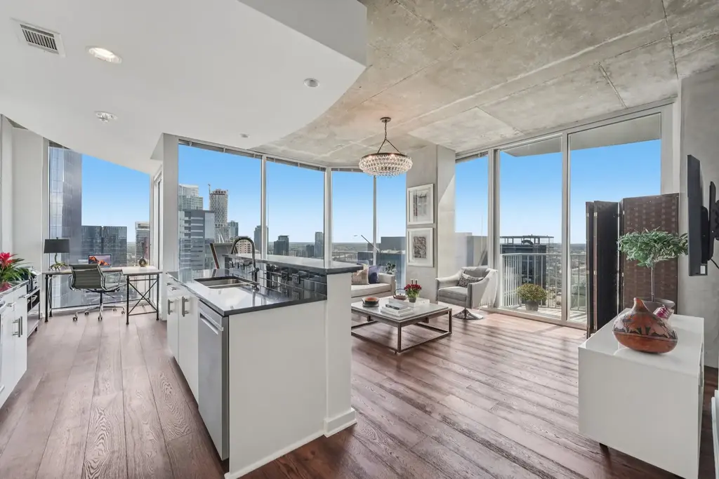 360 Nueces St 3701, Austin
